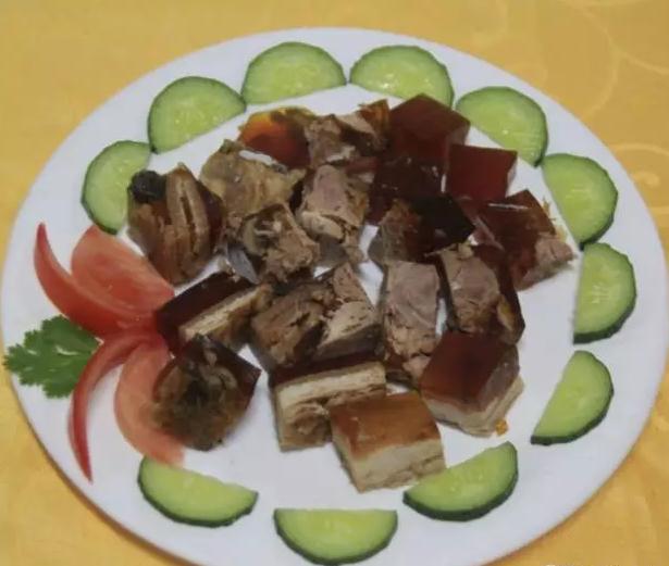 亚滨猪蹄冻：龙海颜厝镇美食小吃-亚滨饭店 亚滨猪蹄冻,产地宝