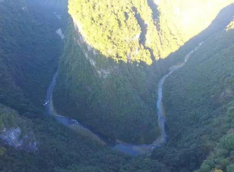 罗坪岩子口峡谷:常德市石门县产地宝 罗坪乡岩子口峡谷,产地宝