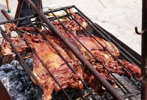 雕窝烤羊:北京市平谷区黄松峪镇特产美食-平谷雕窝烤羊,产地宝