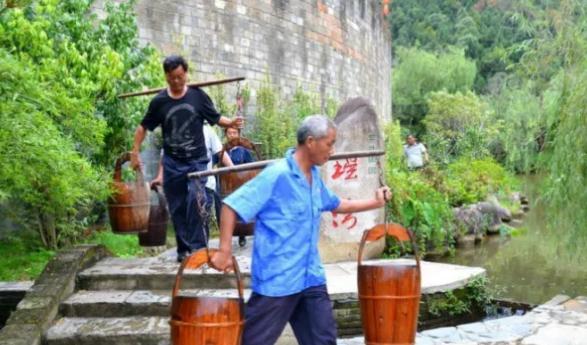 婺源荷包红鲤鱼:上饶婺源特产鲤鱼,地理标志产品,产地宝-荷包红鲤鱼,产地宝