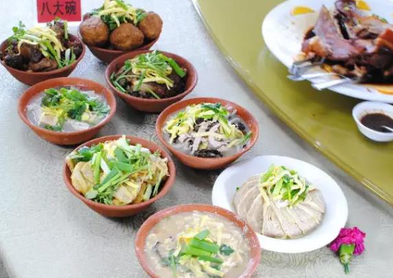 栖霞八大碗:烟台栖霞市特产八大碗,产地美食栖霞八大碗,产地宝
