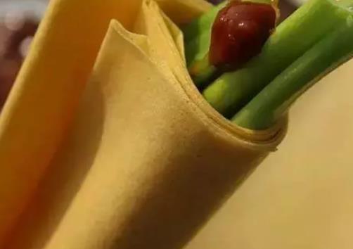 仲村小米煎饼:临沂市平邑县农特产仲村小米煎饼,产地食品,产地宝