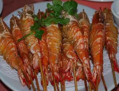 串烧九节虾:汕尾市海丰县特产美食串烧九节虾,产地宝