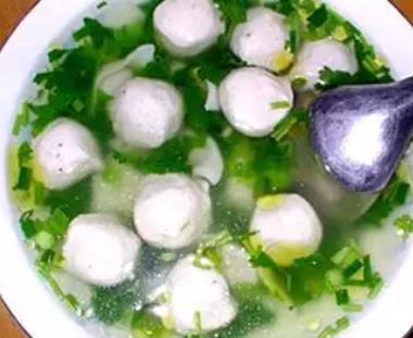 陆丰甲子鱼丸:汕尾陆丰市甲子镇特产美食小吃甲子鱼丸,产地宝