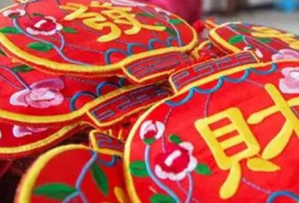 汝阳李阿婆香包家饰:洛阳汝阳三屯镇丁沟村手工艺品香包,产地宝