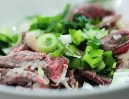 孟津铁谢羊肉汤:洛阳市孟津县特色美食铁谢羊肉汤,产地宝