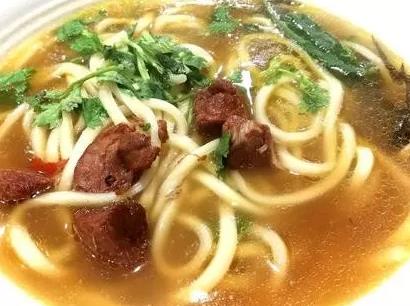 滑县谷鹏麻鸭面:安阳市滑县道口镇特色美食谷鹏麻鸭面,产地宝