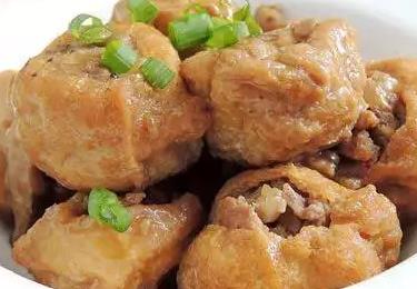 建德油豆腐包菜参子:杭州市建德特色美食油豆腐包菜参子,产地宝