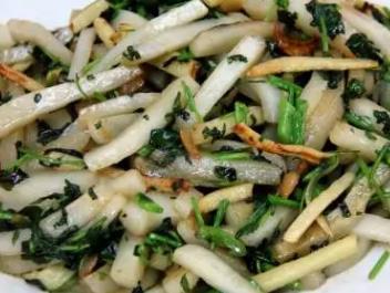 玉环草子炒年糕:台州市玉环县特色美食草子炒年糕,产地宝