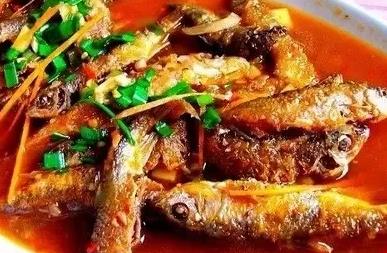 百丈溪鱼干:温州泰顺县特色美食百丈溪鱼干,产地食品鱼干,产地宝