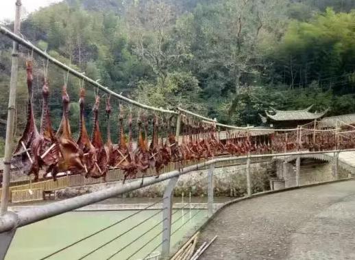 瓯海酱油鸭:温州瓯海特产瞿溪分水岭酱油鸭,产地食品腊鸭,产地宝