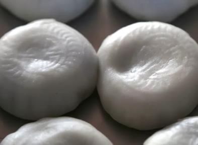 梁湖年糕:绍兴上虞特色美食梁湖年糕,产地食品年糕麦果,产地宝