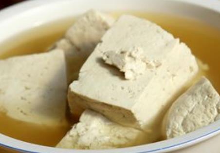 活水豆腐:绵阳平武县特色美食活水豆腐,产地食品豆腐,产地宝