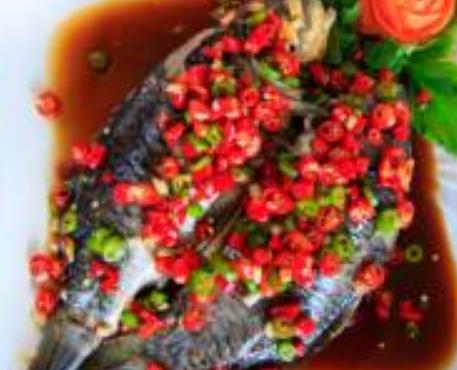 乌东德鲫鱼:凉山州会东乌东德镇产地特色美食鲫鱼,产地宝