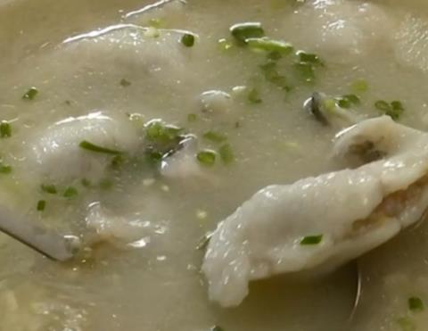 桐城鱼饺:安庆市桐城鲟鱼镇特色美食小吃鱼饺,产地宝