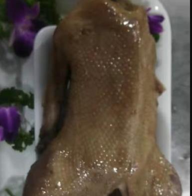 团山老鹅:铜陵枞阳特色美食团山盐水老鹅,产地食品鹅肉,产地宝